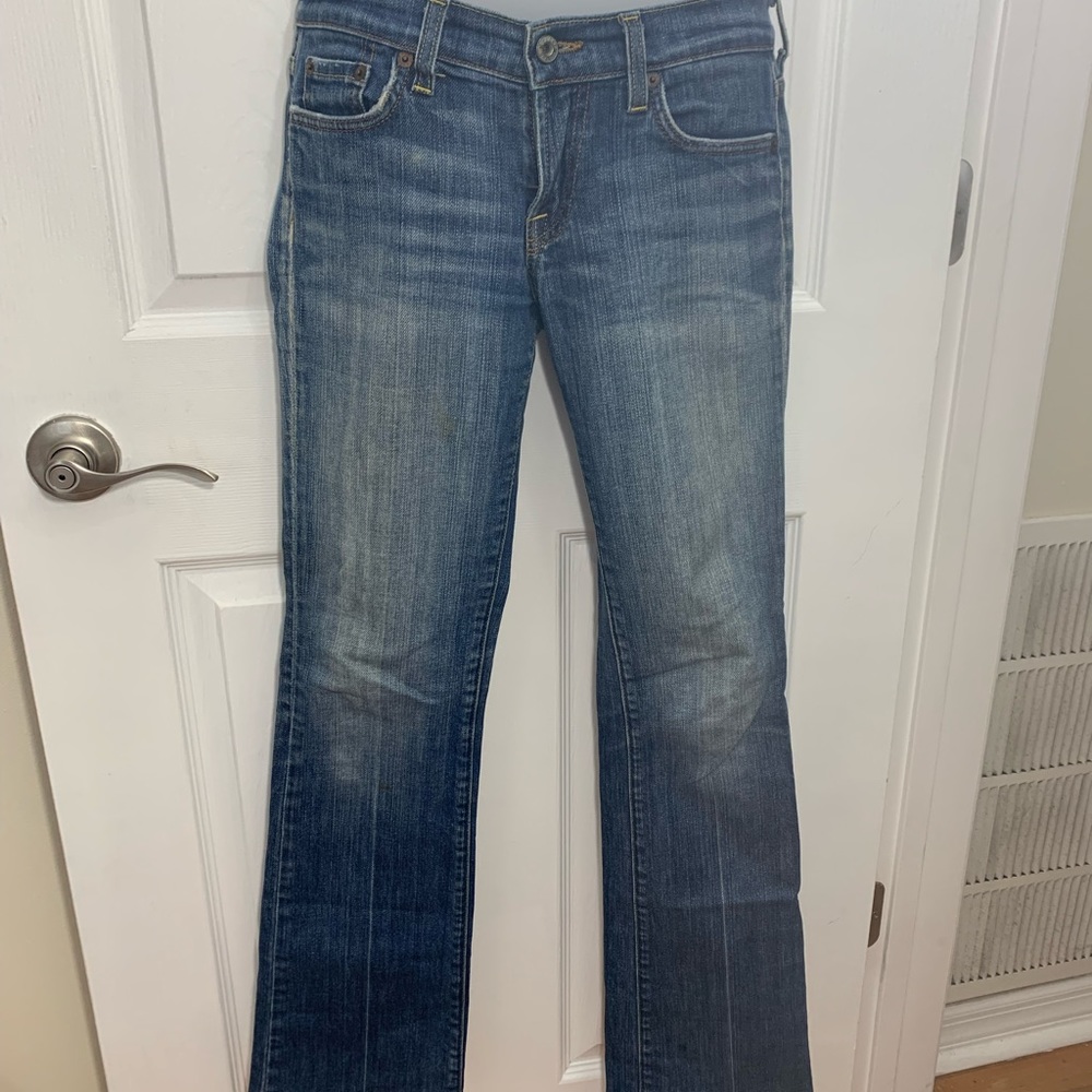 Butt Flattering Straight Leg Lucky Jeans